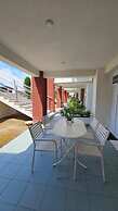 Bungalow White Apartment