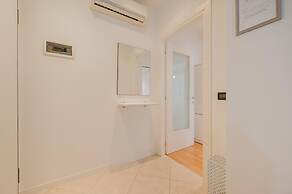Poppy's Flat -10 min from Venice & Wi-Fi
