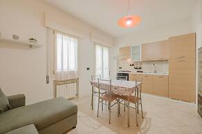 Poppy's Flat -10 min from Venice & Wi-Fi