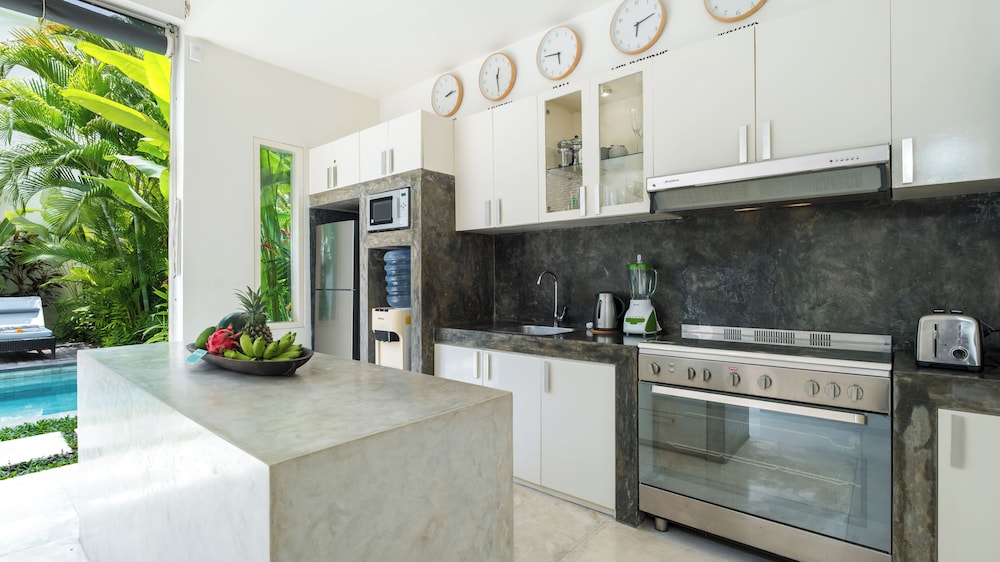 Villa Merta Sari 10 by Villa Finder
