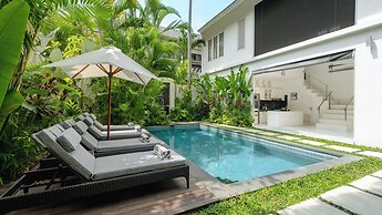 Villa Merta Sari 10 by Villa Finder