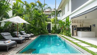 Villa Merta Sari 10 by Villa Finder