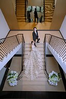 Paradhevi Boutique