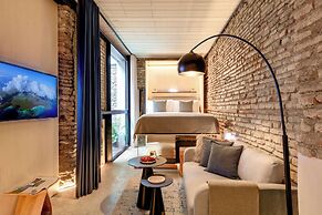 Coeo Despertar Signature Apartments