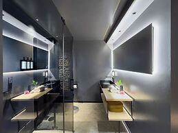 Coeo Despertar Signature Apartments
