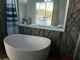 Rim Nam Ozone Homestay
