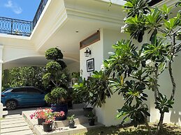 Villa Viola | 7 BR Brand New Fully Staffed Villa