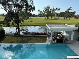 Villa Viola | 7 BR Brand New Fully Staffed Villa