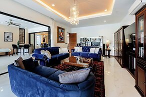 Villa Viola | 7 BR Brand New Fully Staffed Villa