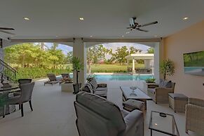 Villa Viola | 7 BR Brand New Fully Staffed Villa