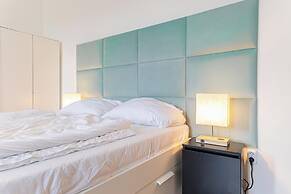 Modern 1BR Near U3 Station & Danube