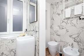 Nelli Rooms - Via Biassa