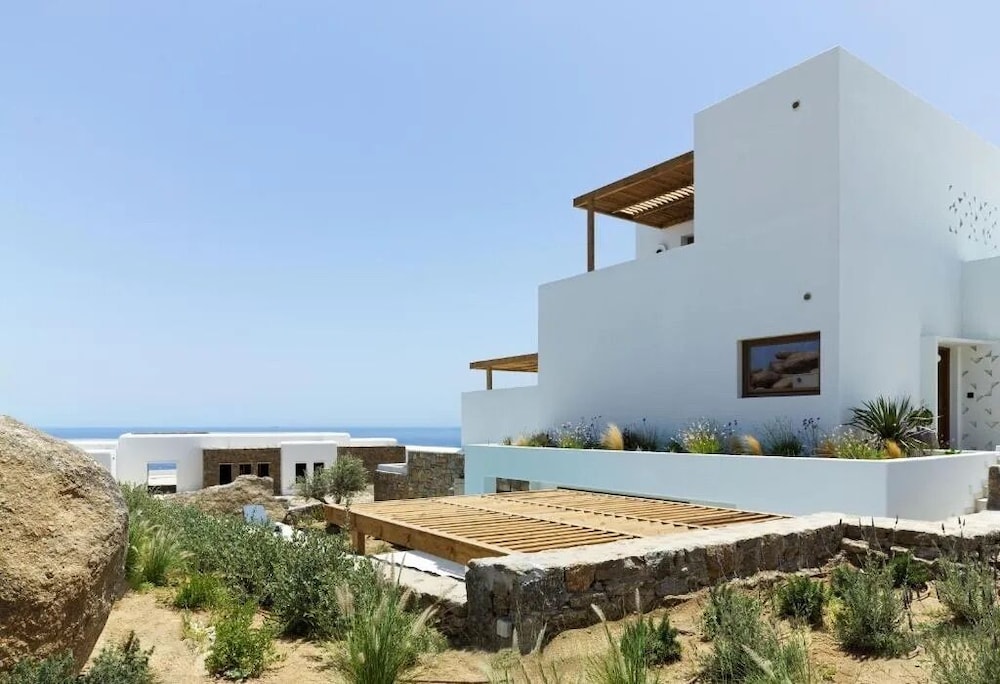 LYO II Boutique Suites Mykonos