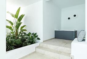 LYO II Boutique Suites Mykonos