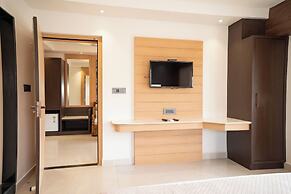 Trayee International