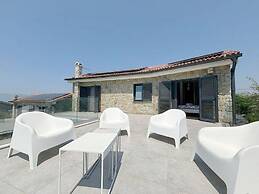 Villa Oblica