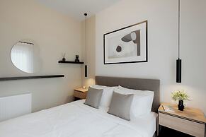 Luxury & Spacious Penthouse in Athens with Terrace 
