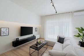 Luxury & Spacious Penthouse in Athens with Terrace 