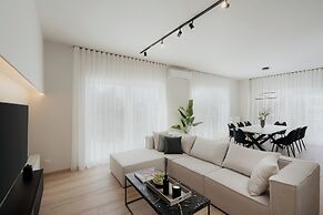 Luxury & Spacious Penthouse in Athens with Terrace 