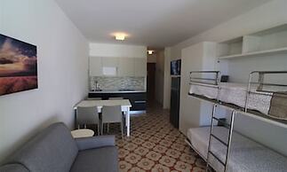 Renovated Studio by the Beach