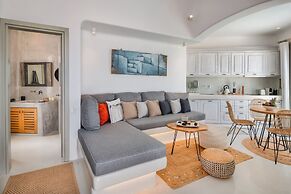 Villa - Sleeps 3 - Private Pool-parking