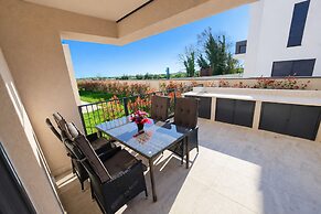 House With Private Jacuzzi Near Umag