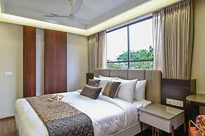 Hotel Grand Girdhar Premier