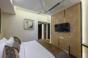 Hotel Grand Girdhar Premier