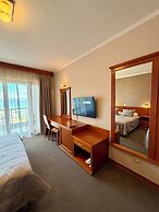 Hotel Millennium II