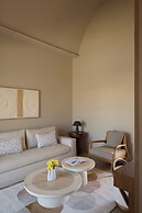 Santorini Heart Hotel & Spa
