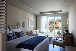 Santorini Heart Hotel & Spa