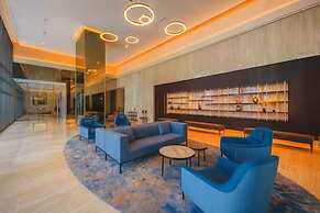 Vogue | Downtown near Dubai Mall | Burj Khalifa