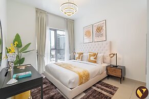 Vogue | Downtown near Dubai Mall | Burj Khalifa