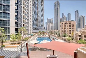 Vogue | Downtown near Dubai Mall | Burj Khalifa