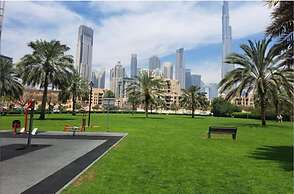 Vogue | Downtown near Dubai Mall | Burj Khalifa