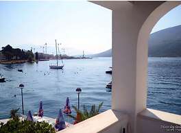 Apartments Roza