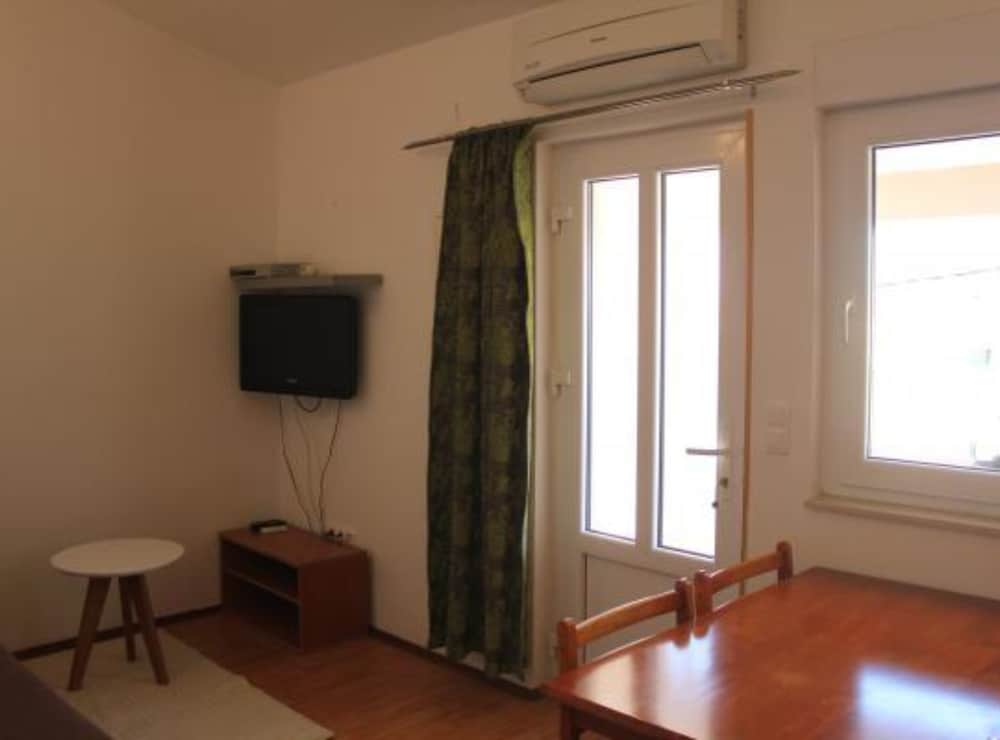 Sanja Apartments Posedarje