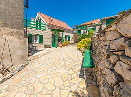 Holiday Home Kuzmino