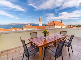 Sutivan Sea Terrace Apartment