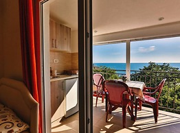 Beachfront Sunset Apartments Sutomore