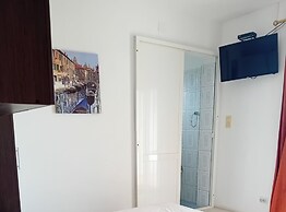 Beachfront Sunset Apartments Sutomore