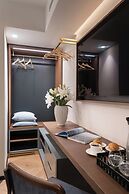 Arts & Crafts Luxury Suites by Amalia