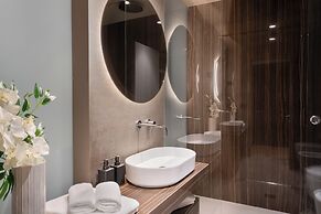 Arts & Crafts Luxury Suites by Amalia