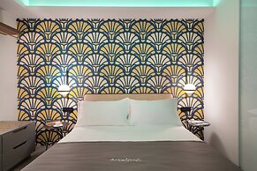 Arts & Crafts Luxury Suites by Amalia
