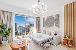LUX The JW Marina Suite 5