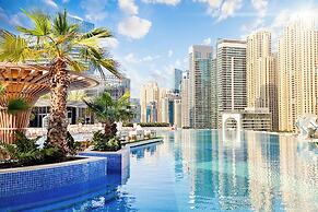 LUX The JW Marina Suite 5