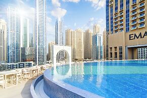 LUX The JW Marina Suite 5
