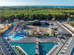The X Belek