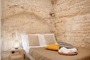 Old Tuff Apartments