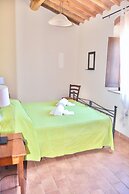 Residence with swimming pool in Campiglia Marittima